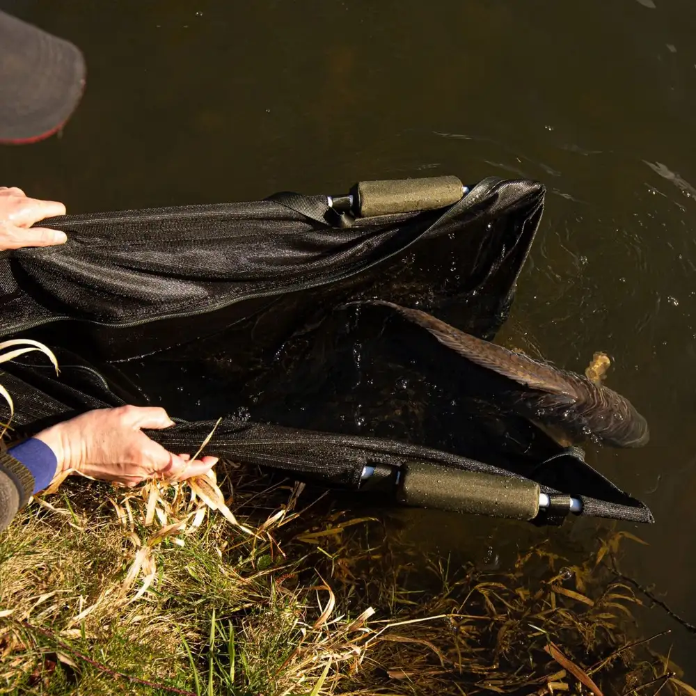 Trakker Sanctuary V2 Rückhalte- & Wiegeschlinge, XL 11 Trakker Sanctuary V2 Rückhalte- & Wiegeschlinge, XL – Bild 9
